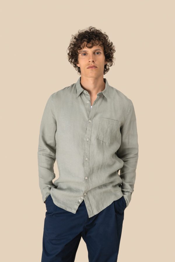 Camisa em linho de homem
