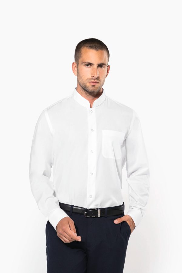 Camisa de homem com gola à padre de manga comprida