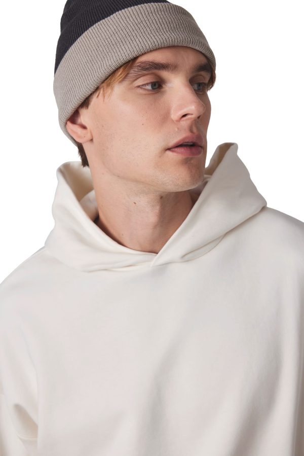 Gorro bicolor com dobra