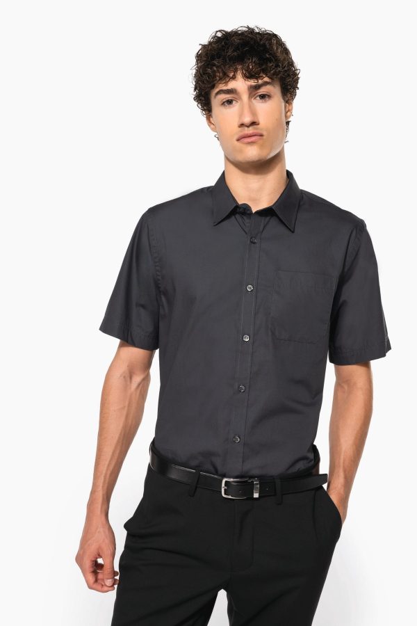 Camisa de manga curta em popeline tratamento fácil