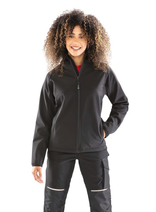 Blusão softshell reciclado 3 camadas com capuz de senhora
