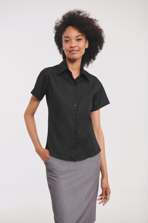 Camisa de senhora de manga curta que não precisa passar a ferro