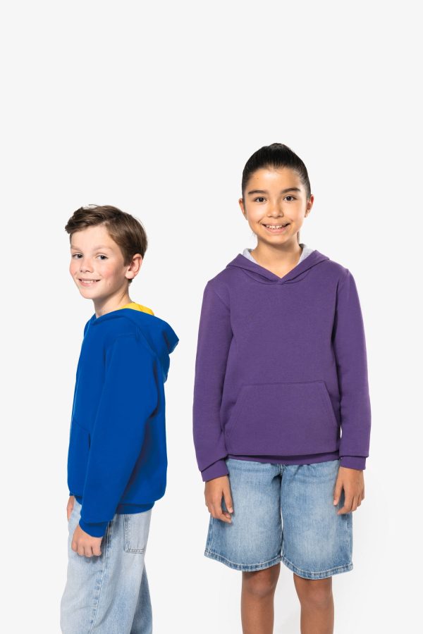 Sweatshirt de criança com capuz em contraste