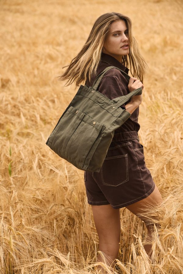 Bolsa com dois bolsos frontais