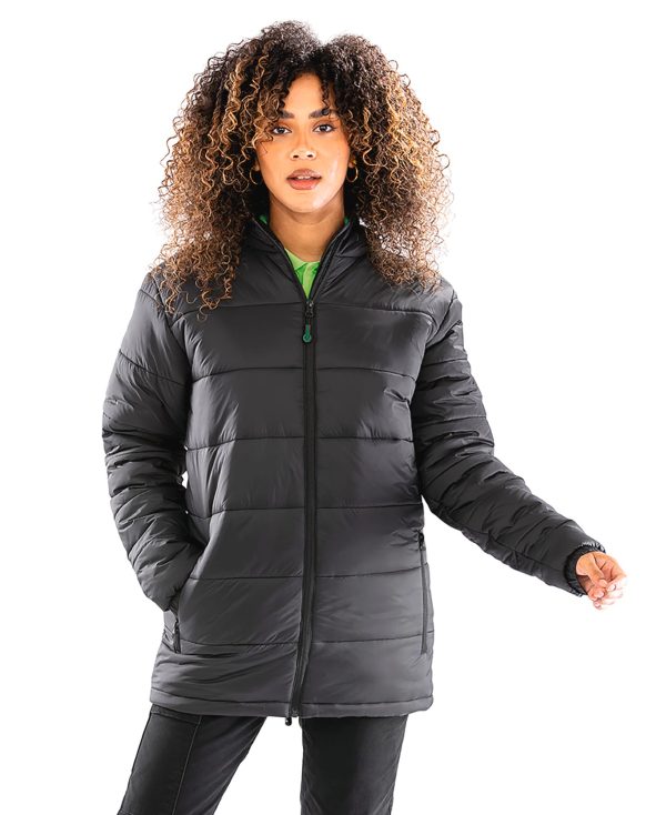 Parka acolchoada reciclada