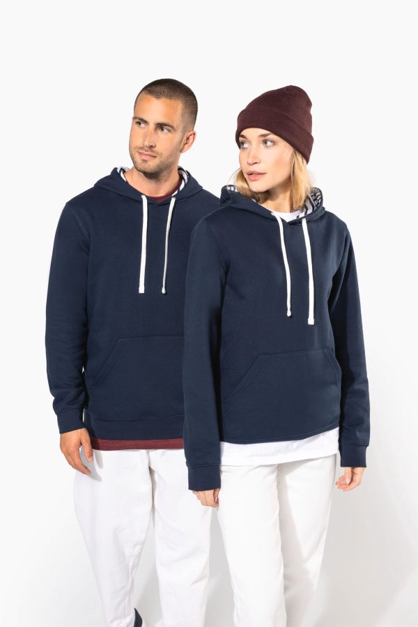 Sweatshirt com capuz em contraste estampado unissexo