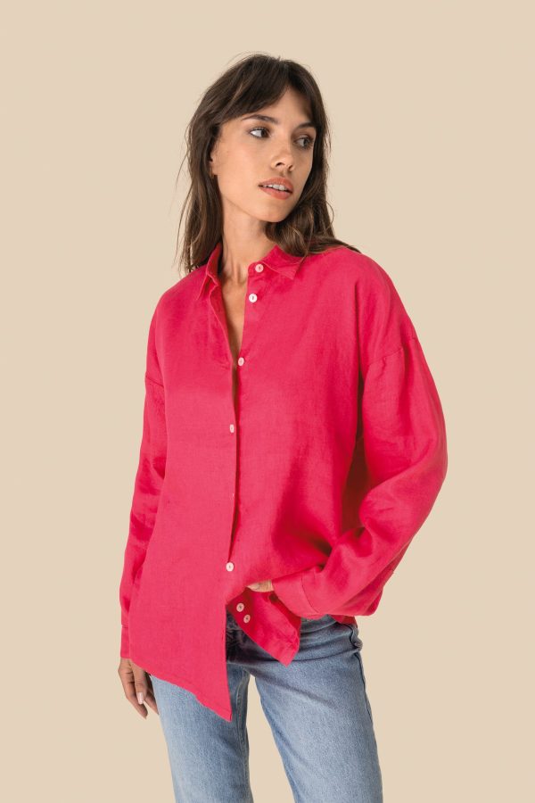Camisa em linho oversize de senhora