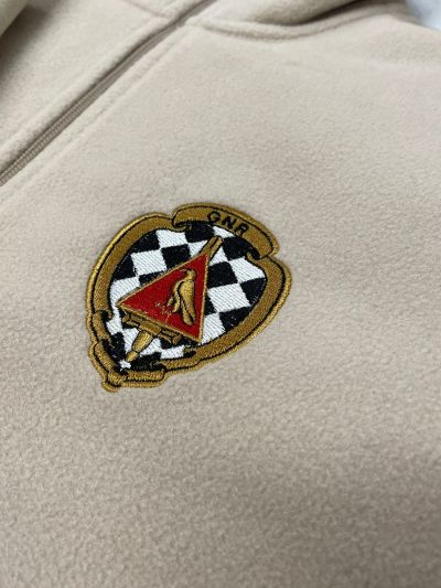 Bordado em vestuário 14